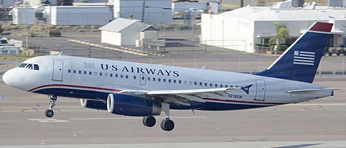 US Airways Airbus A319-132 N818AW, April 25, 2011